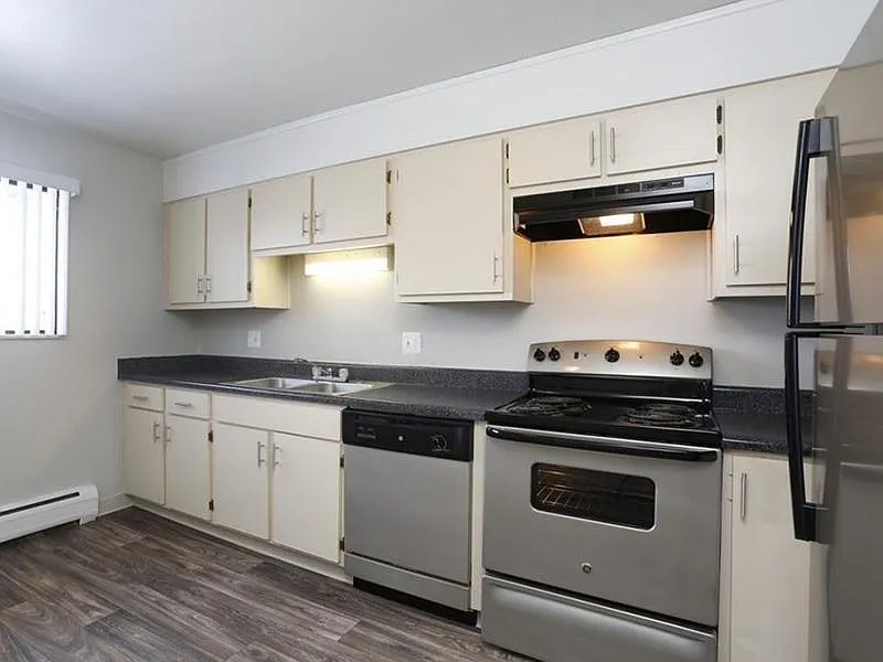 Franklin Flats — Photo 3