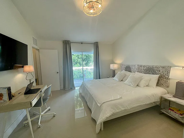 798 Crandon Blvd #54-B — Photo 3