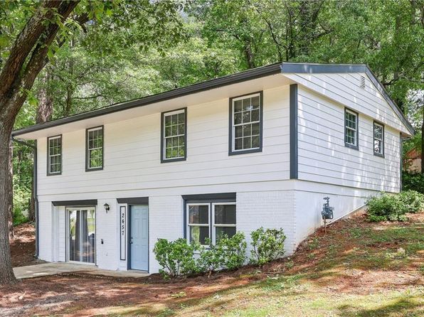 2457 Shiloh Dr, Decatur, GA 30034