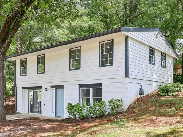 2457 Shiloh Dr, Decatur, GA 30034