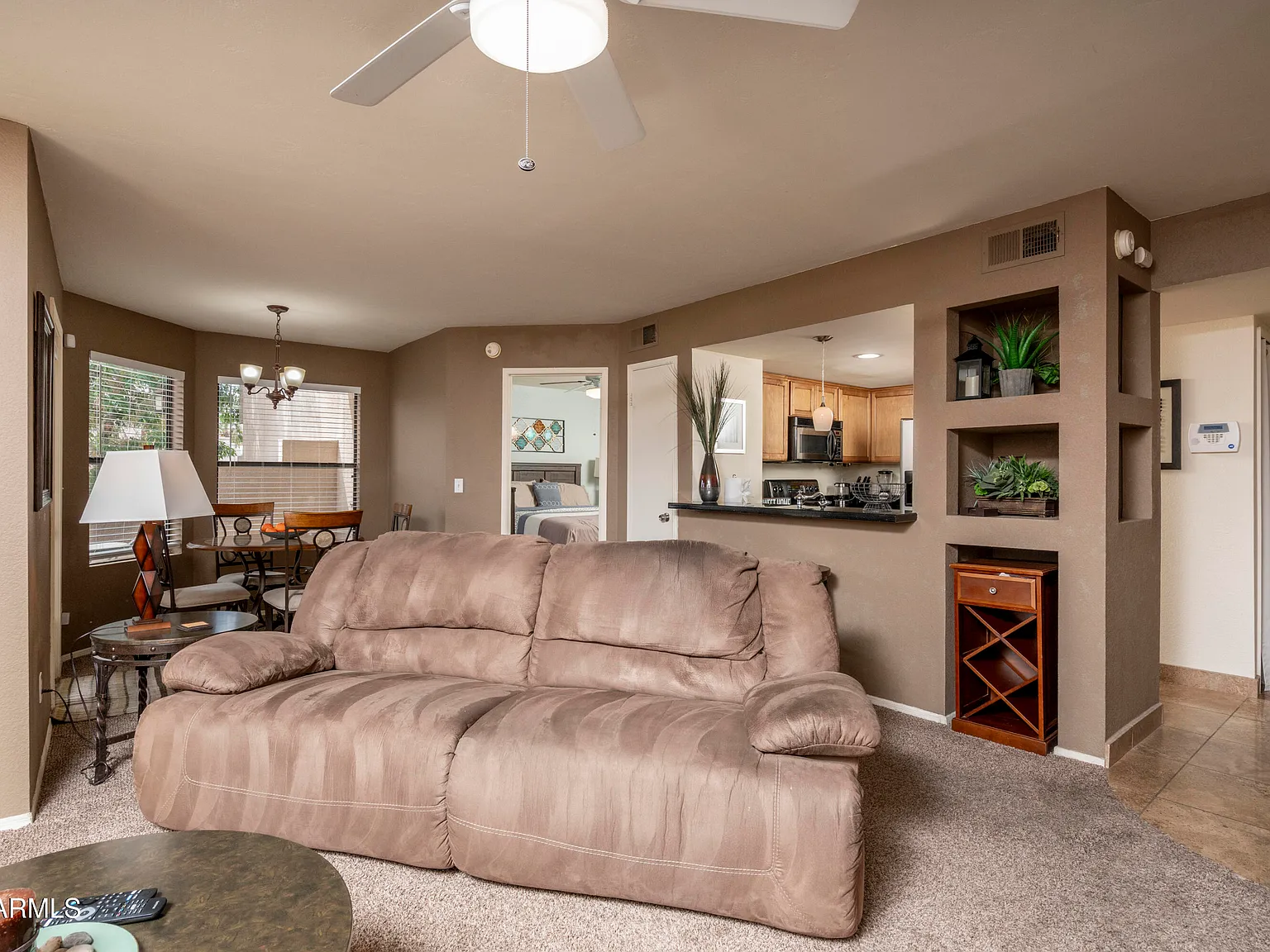 2 bed, 2.0 bath, 1059 sqft, $2,100 — Photo 2