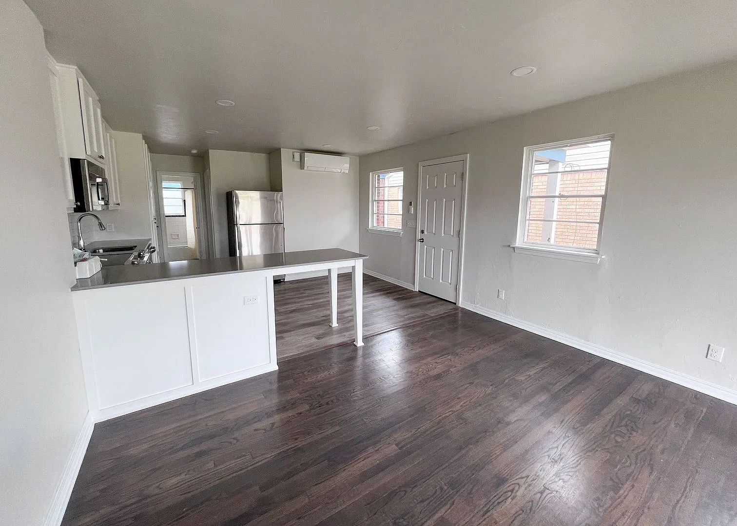 1 Bed Near OU Medical/ The Capitol! — Photo 3