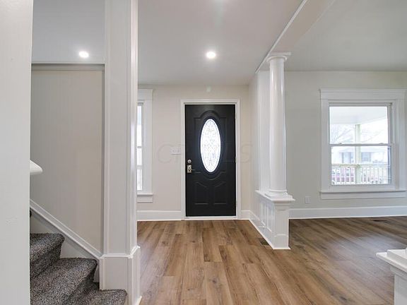 4th image of 269 Superior St