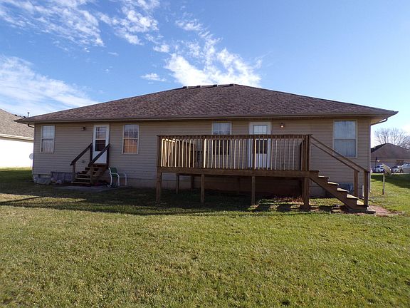 4th image of 1127 N Northwood Ave #1127