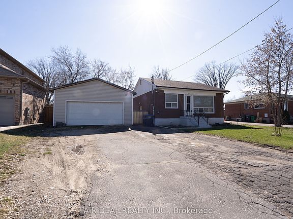 2nd image of 38 Cattrick St