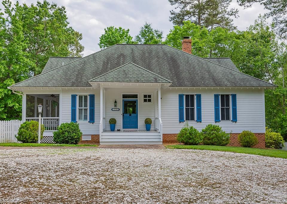 1st image of 594 Southgate Dr