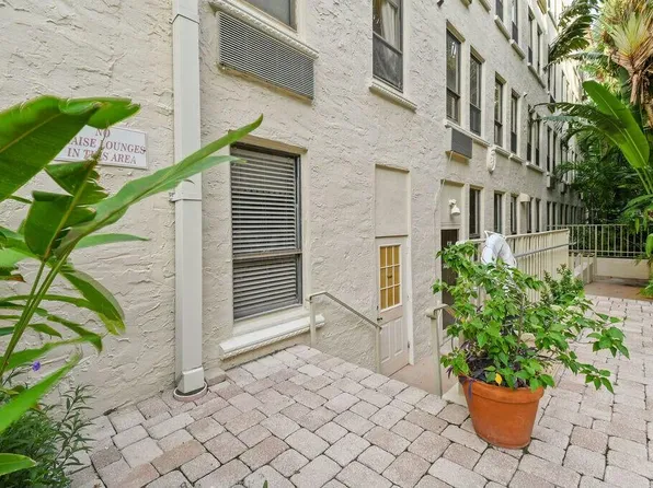 235 Sunrise Avenue #1051, Palm Beach, FL 33480