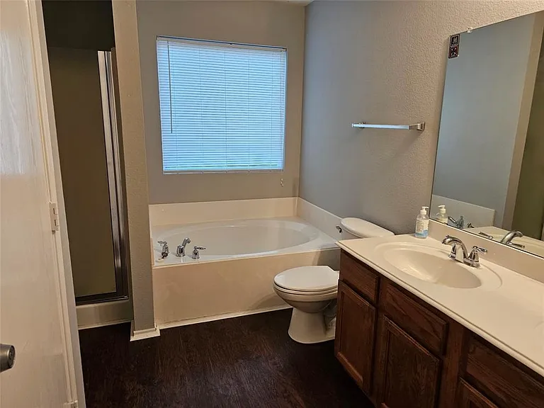 9825 George Washington Dr — Photo 7