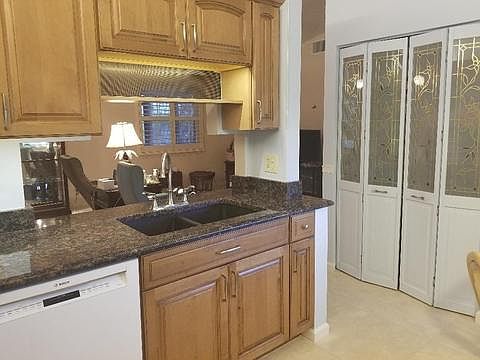 3rd image of 5041 El Claro Cir