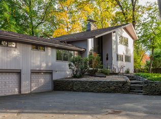 170 River Rd, Agawam, MA 01001