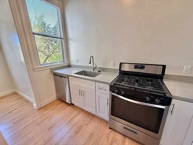 51 Whitney St — Photo 5