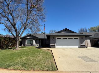 1925 Charade Way, Redding, CA 96003