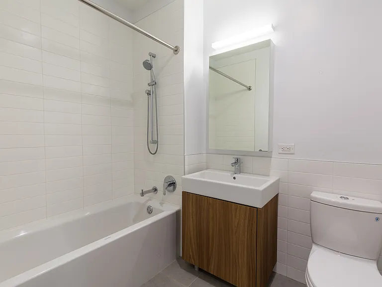 42-20 24th St #4G — Photo 6