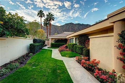 Beuatiful gated courtyard