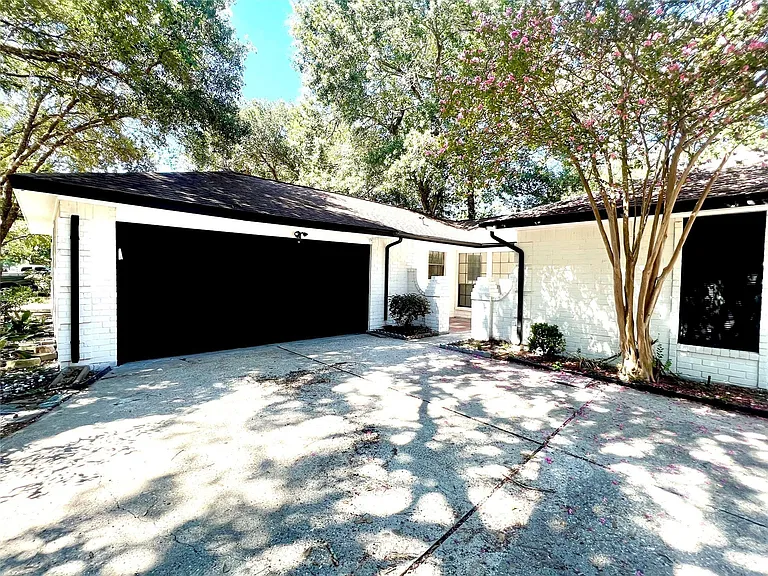 2719 Tinechester Dr — Photo 17