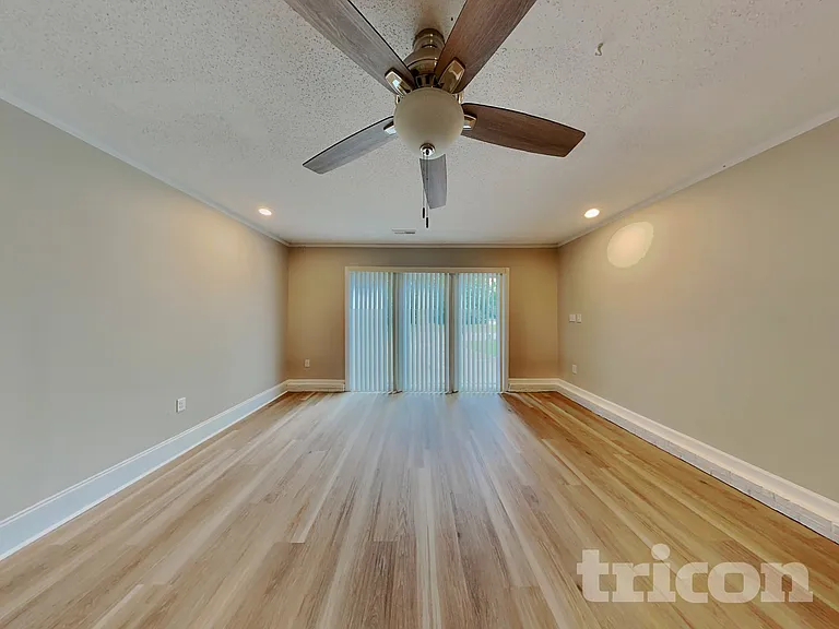 1700 Kildare Woods Dr — Photo 14