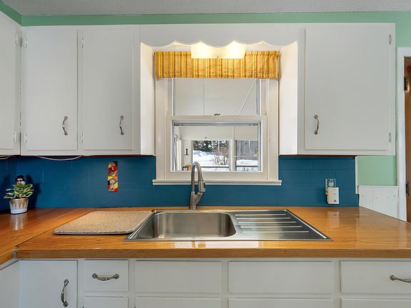 4th image of 23 Pappas Road