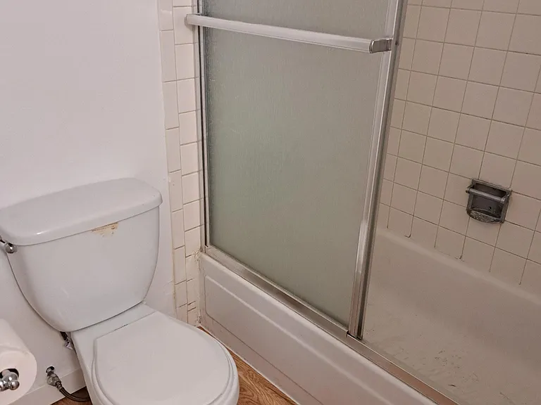 204 S Newark Cir — Photo 5