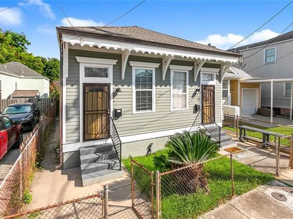 2411 S Saratoga St, New Orleans, LA 70113