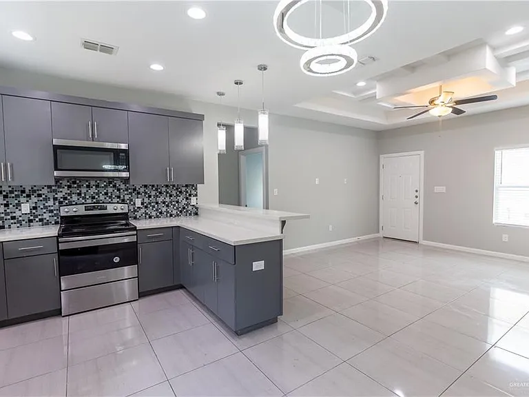 2902 Sabercat Ave #4 — Photo 5
