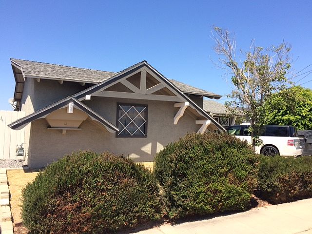2nd image of 1494 La Corta Cir