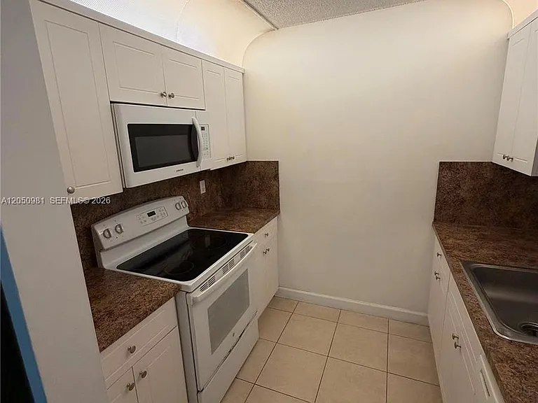 8200 SW 210th St #303 — Photo 12