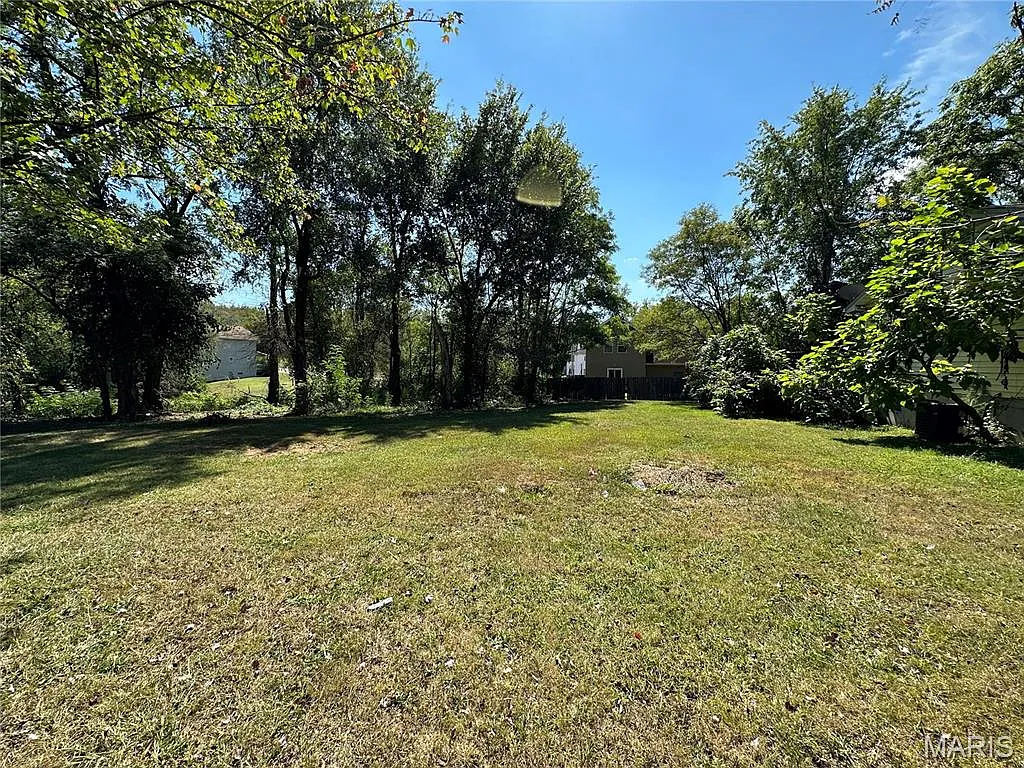 318 Chicago St photo 1