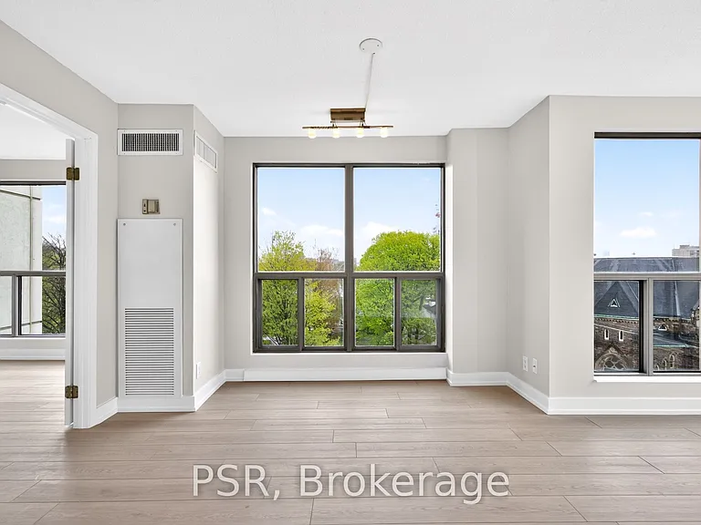 298 Jarvis St #506 — Photo 16