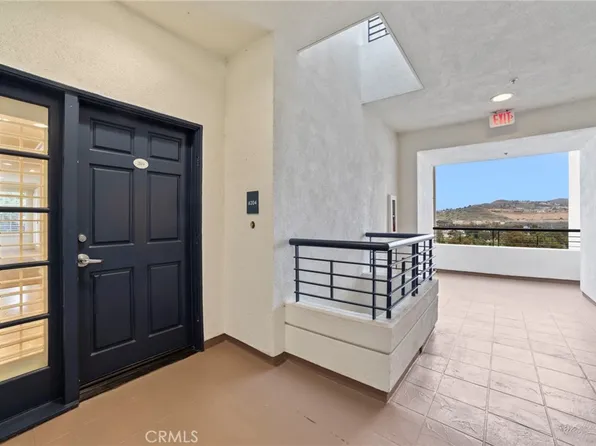 25422 Sea Bluffs Dr Unit 204, Dana Point, CA 92629