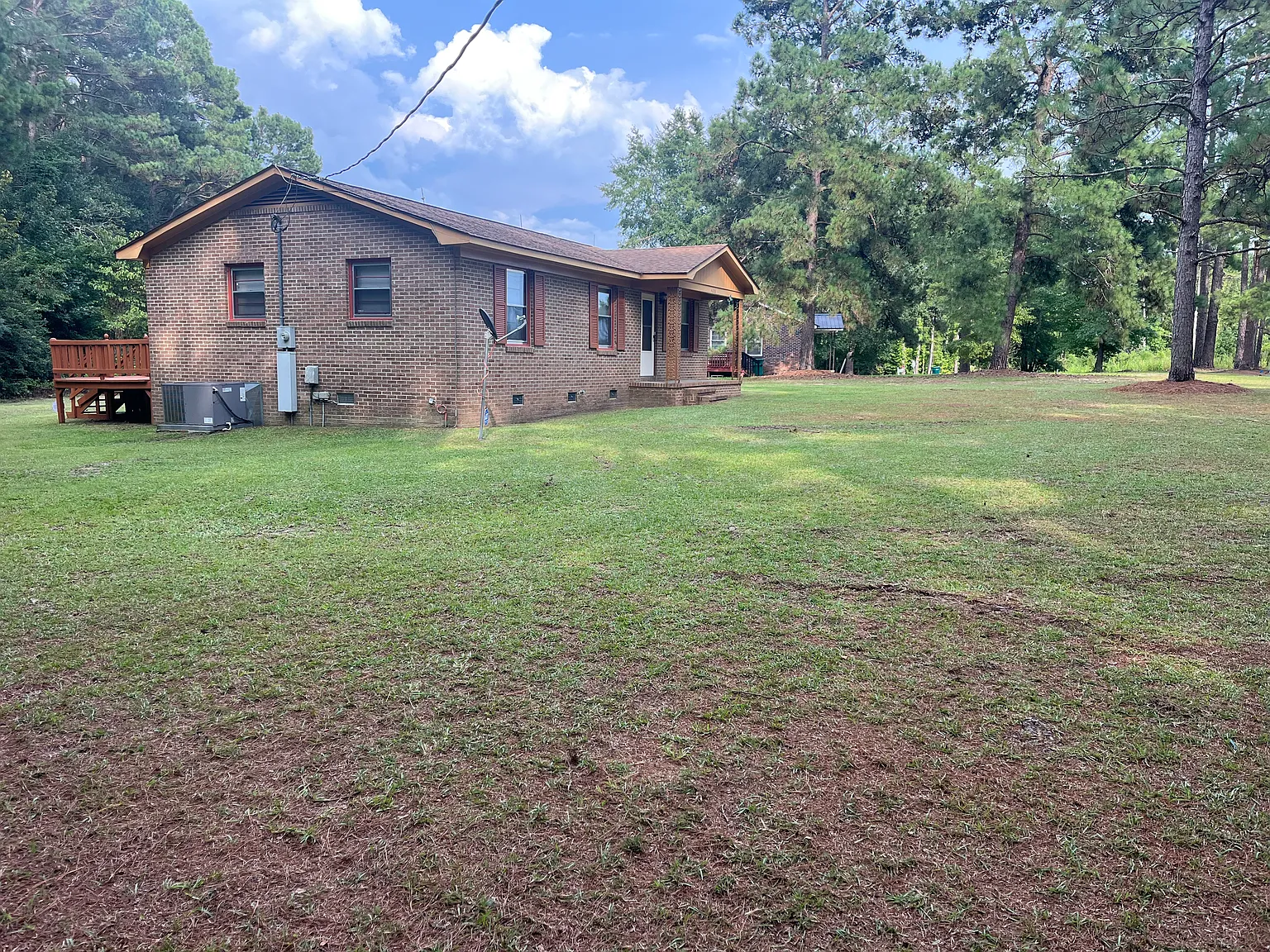 3 bed, 1060 sqft, $1,200 — Photo 2