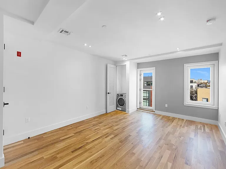 1079 Fulton St #5B — Photo 2