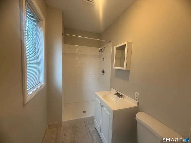168-170 Kelsey St — Photo 18