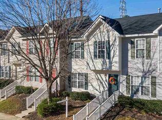 2122 Walnut Bluffs Ln, Raleigh, NC 27610