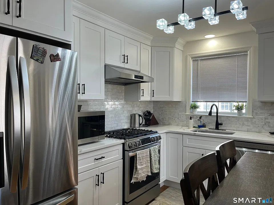 42 Givens Ave #2