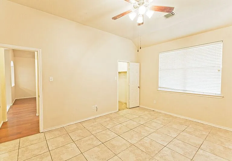 4009 Hidden Meadow Ct — Photo 21