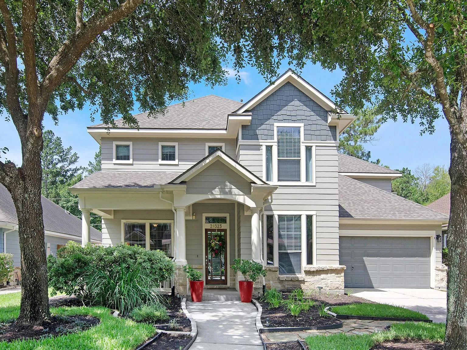 4 bed, 2.5 bath, 3383 sqft, $2,900 — Photo 1