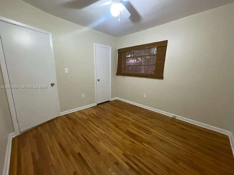 1556 San Benito Ave — Photo 23