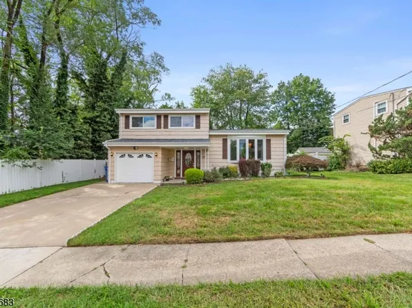 39 Hastings Rd, Old Bridge Twp., NJ 08857