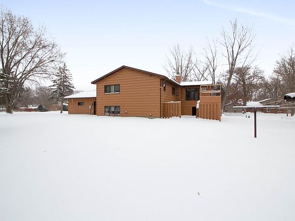 4th image of 601 18th St N