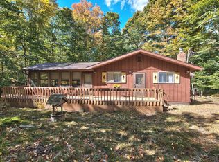53 Sunset Dr, Gouldsboro, PA 18424