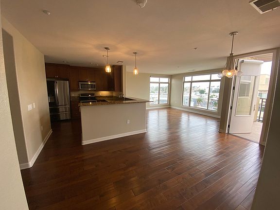 3rd image of 1019 Costa Pacifica Way #1411