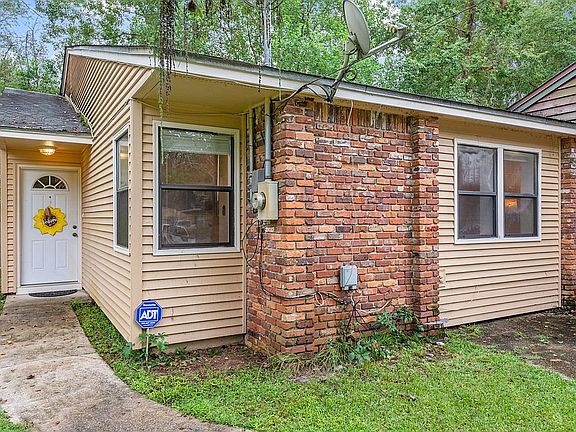3rd image of 3249 Mound Dr