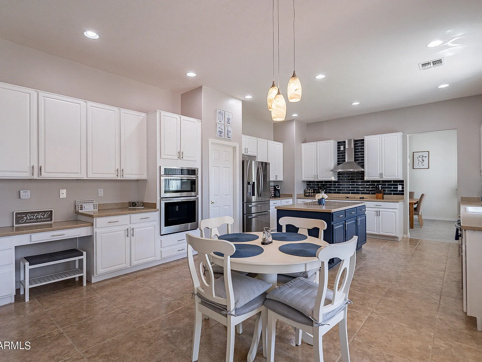 5 bed, 6.0 bath, 3562 sqft, $3,275 — Photo 2