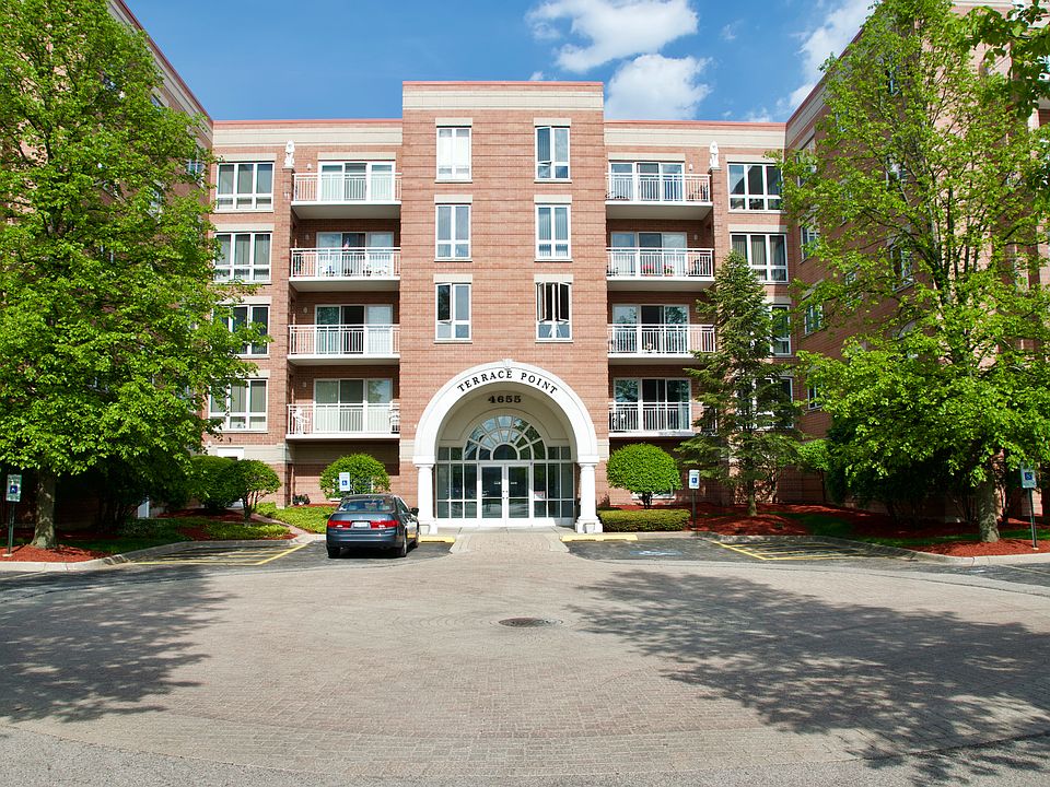 1st image of 4655 N Cumberland Ave APT 309