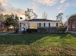 30129 Hathaway St, Livonia, MI 48150