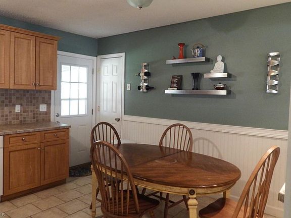 3rd image of 5309 Amberhill Dr