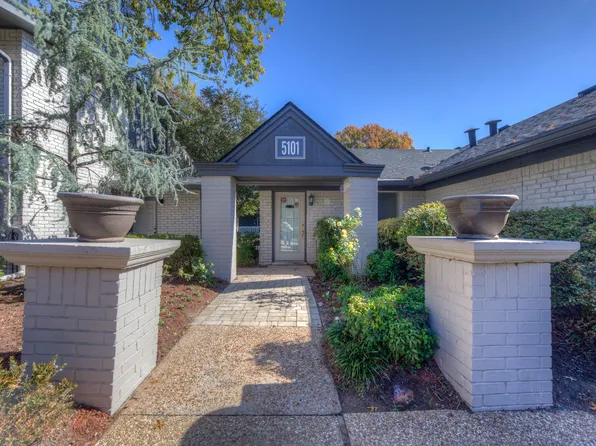 Royal Arms Apartments