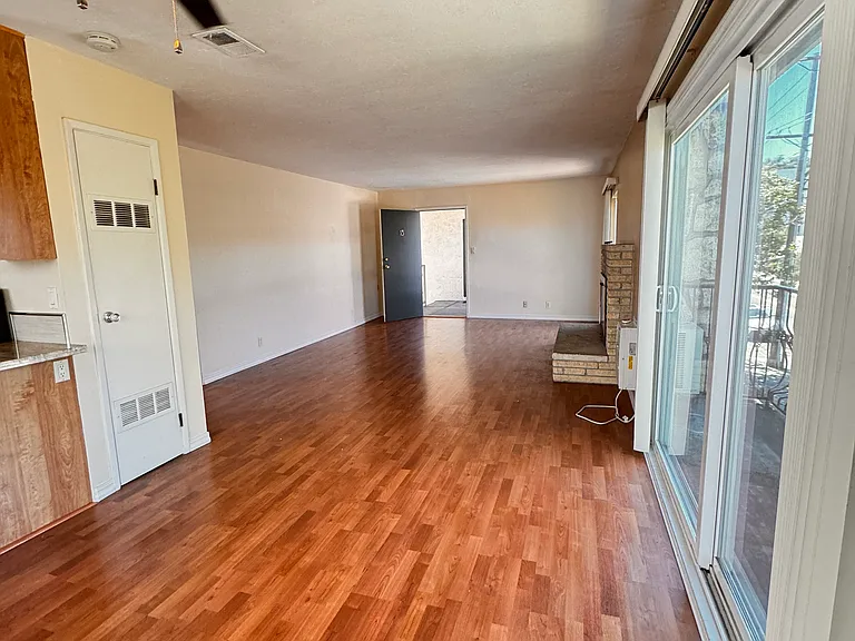 1855 Trinity Ave #13 — Photo 6