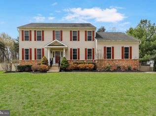 542 Hartford Rd, Mount Laurel, NJ 08054