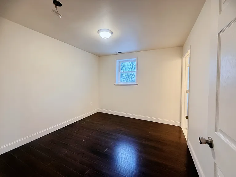 3443 Webster Ave #2 — Photo 8